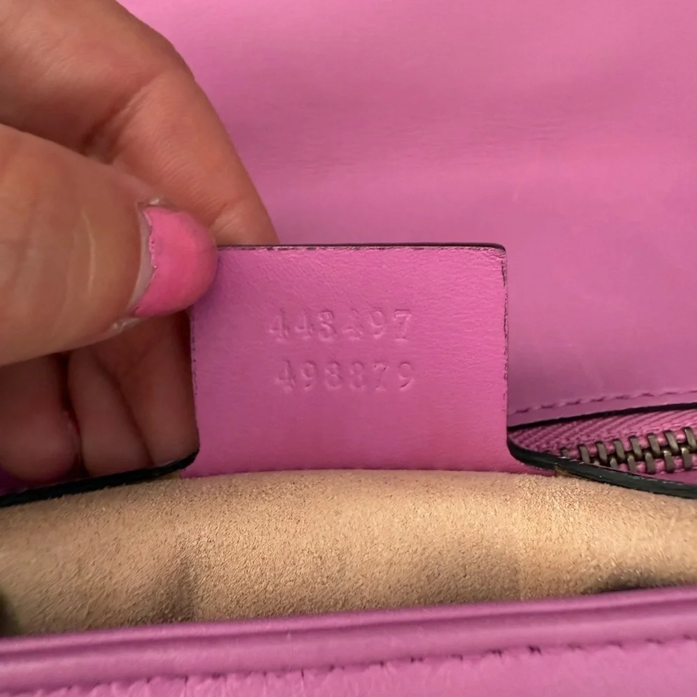 *SOLD*
Authentic Gucci Candy Pink GG marmont Shoulder Bag with Gold Chain - Picture 13 of 15